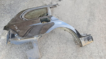 časti karoserie BMW E90 E87 X3 E83 F10 E65 štvrťky prah - 2