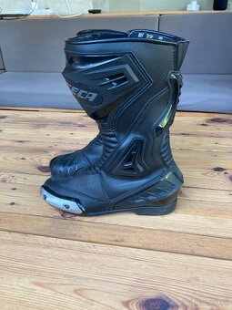 Motorkarske čižmy - 2