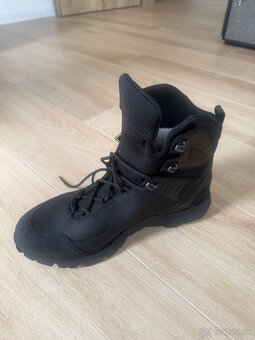 bosp taras kanady stredne UK 10 - 44 1/2 - 2