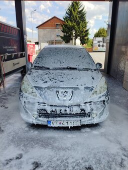 Peugeot 207 1.6 HDI 66kw rok 2007 - 2