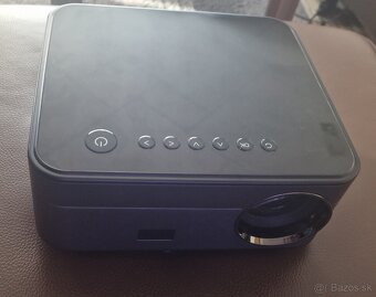 LCD Projektor Surewheel SW10 - 2