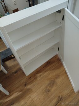 Kupelnova skrinka so zrkadlom - 2