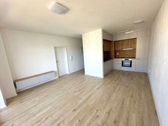 Zariadený 2 izbový byt 54 m2 novostavba Galanta 620 € s ener - 2