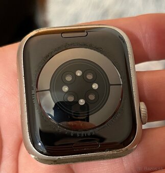 Apple Watch s.8 45 mm - 2