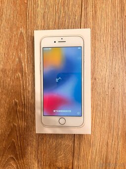 iPhone 7 32GB Silver - 2