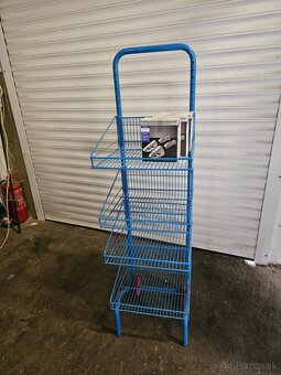 REGÁL na koliečkach - 2