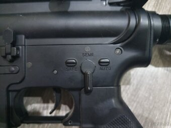 Full auto M16 elektrická - 2