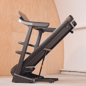 Bežecký pás, nový - 2