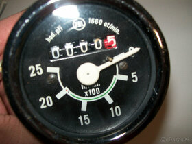 tatra 813 nový otáčkoměr - 2