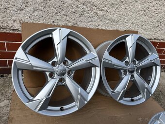 R18 originálne Alu disky 5x112 Audi - 2