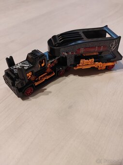 matchbox a hotwheels - 2