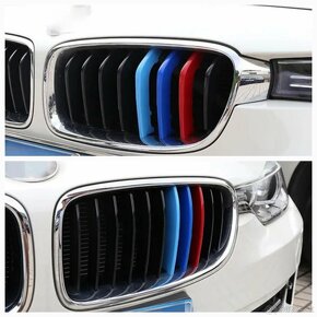 BMW trikolora do masky pro F3x - 2