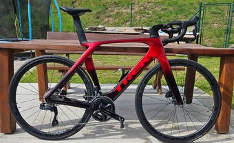 Trek Madone SLR 6 Gen 7 - 2