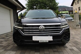 Volkswagen Touareg 3.0 V6 TDI SCR Elegance 4Motion, 1.majite - 2