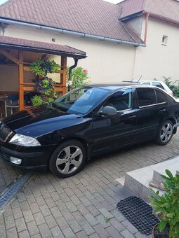 Škoda Octavia 2, 1.6 MPI - benzín + plyn - 2