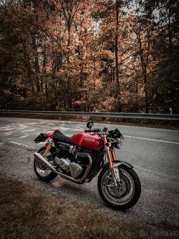 Triumph Thruxton 1200R - 2