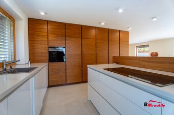 Moderná vila s prémiovým vybavením a investičným potenciálom - 2