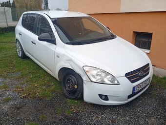 Kia Ceed 1.6 crdi - 2