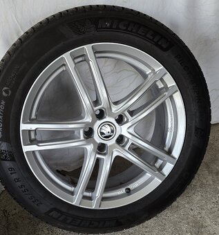 5x112,r19,8J,et45,225-50/235-55-19,Continental-2022dezén:6mm - 2