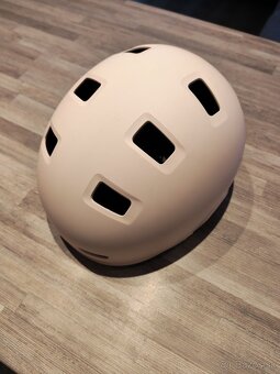 prilba detska nepouzivana - 2