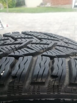 Zimné 185/60r15 - 2