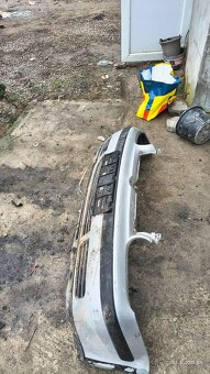 Golf 4 nárazník predný zadný - 2