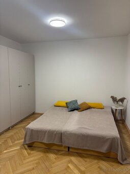 Jednoizbový byt v centre Levíc - 2