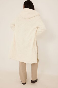 Zimný kabát NA-KD - 2