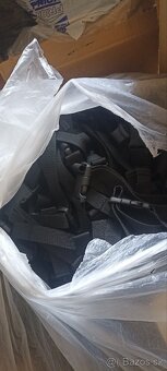 Galantéria - remienky s plastovými sponami - 2