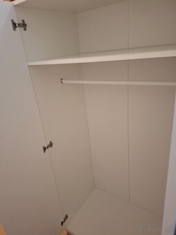 Šatníková skriňa - 2