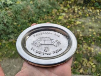 Pamätná plaketa Volkswagen chrobák - 2
