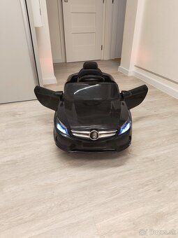Detské elektrické autíčko - 2