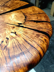 Epoxidový stôl "MooN BircH" by Kvolna.Art - 2