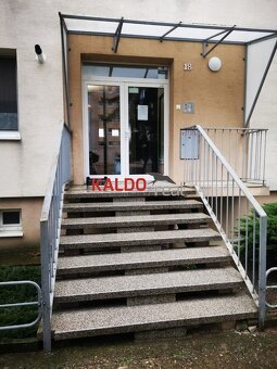 Smolenice-Znížená cena 3-izbový slnečný byt s balkónom v p - 2
