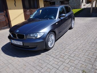 BMW 118D - 2
