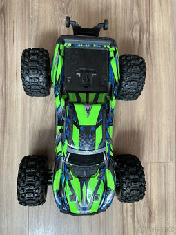 Traxxas Hoss - 2