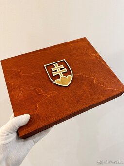 Kazeta na UNC Slovensko 2 euro - 2