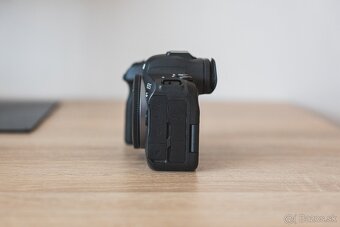 Canon R6 s príslušenstvom - 2