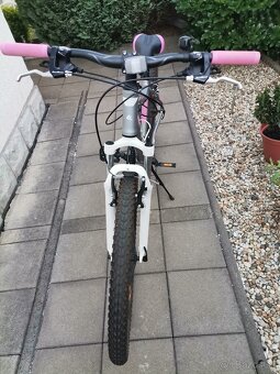Horský bicykel Kross Lea 2,0 - 2
