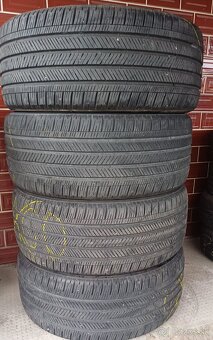275/40 r22 zimné pneumatiky, Goodyear - 2