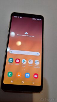 Samsung galaxy A8 2018 4/32GB  android 9 zlatý rám - 2