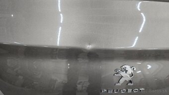 Peugeot 301 Zadna kapota - 2