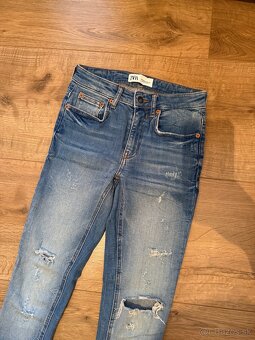 Dámske roztrhané rifle - 2