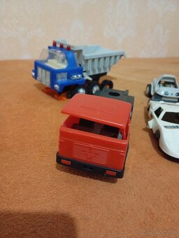 Retro hračky ites igra - 2