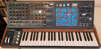 Arturia MatrixBrute - 2