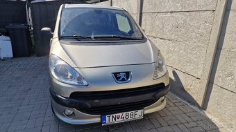 Peugeot 1007 1.4 benzin - 2