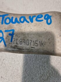 Rameno 7L8407151K 7P0407151E Q7 Touareg Cayenne - 2
