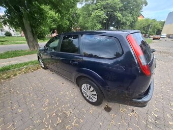 Ford Focus 1.6 tdci - 2
