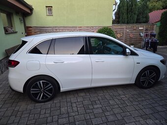 Mercedes B250e - 2