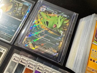 Pokemón MEGA balík B: 100ks kariet v obaloch s EX a darčeky - 2